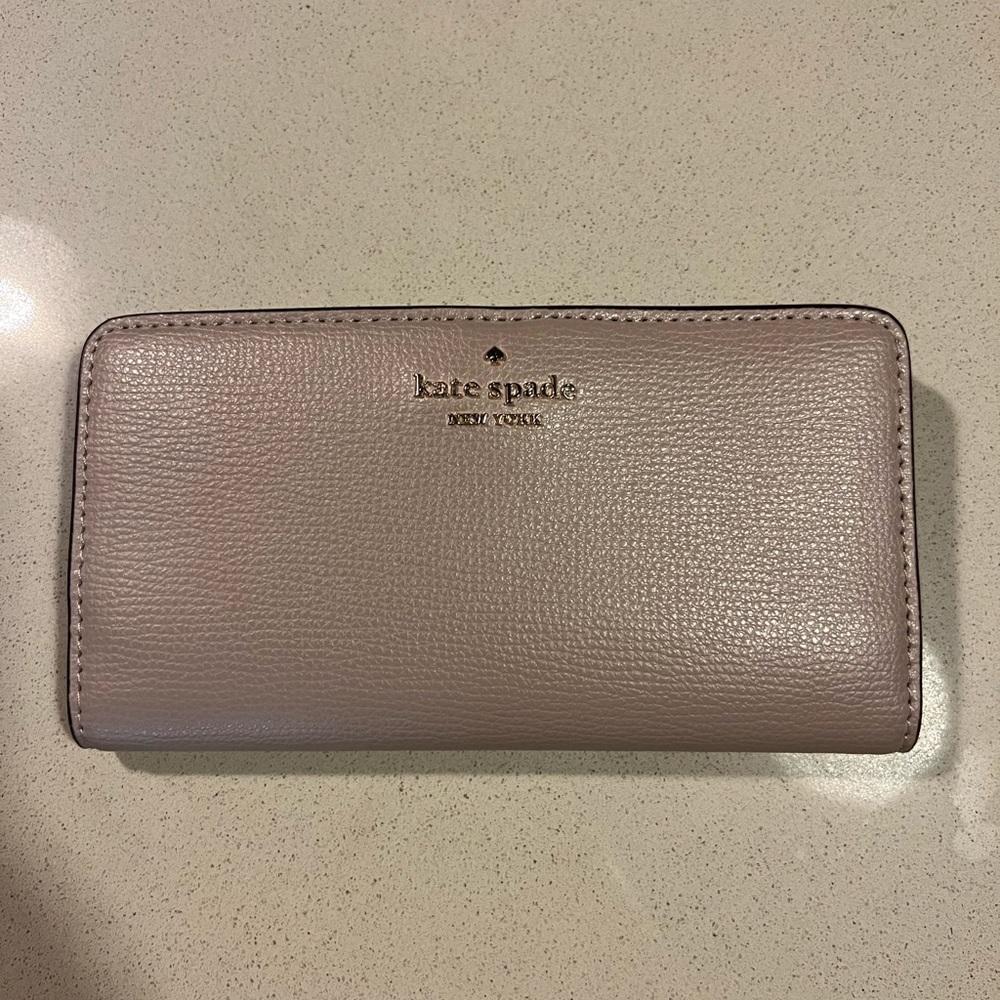 Kate Spade ♠️ wallet
